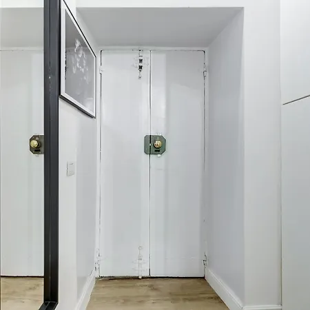 Bdc - The Secret Garden In Trevi