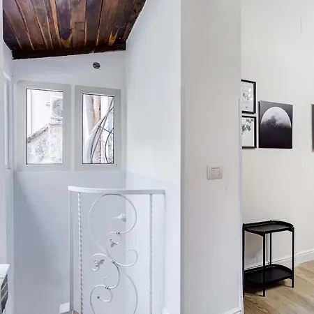 Bdc - The Secret Garden In Trevi *