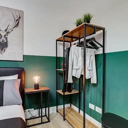 Bdc - The Secret Garden In Trevi