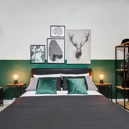 Bdc - The Secret Garden In Trevi * Rom