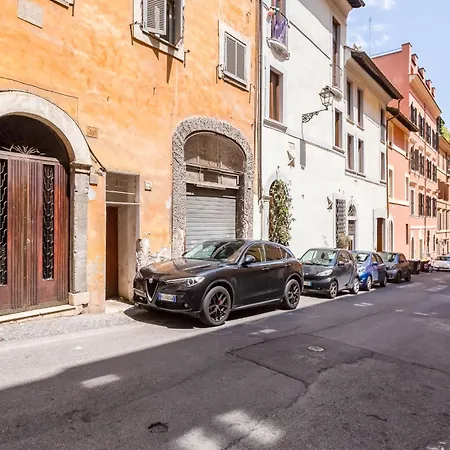 Bdc - The Secret Garden In Trevi * Rome